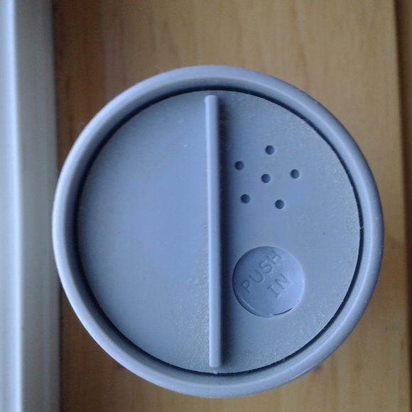 Avon Haiku Shimmering body powder - Picture 4 of 5